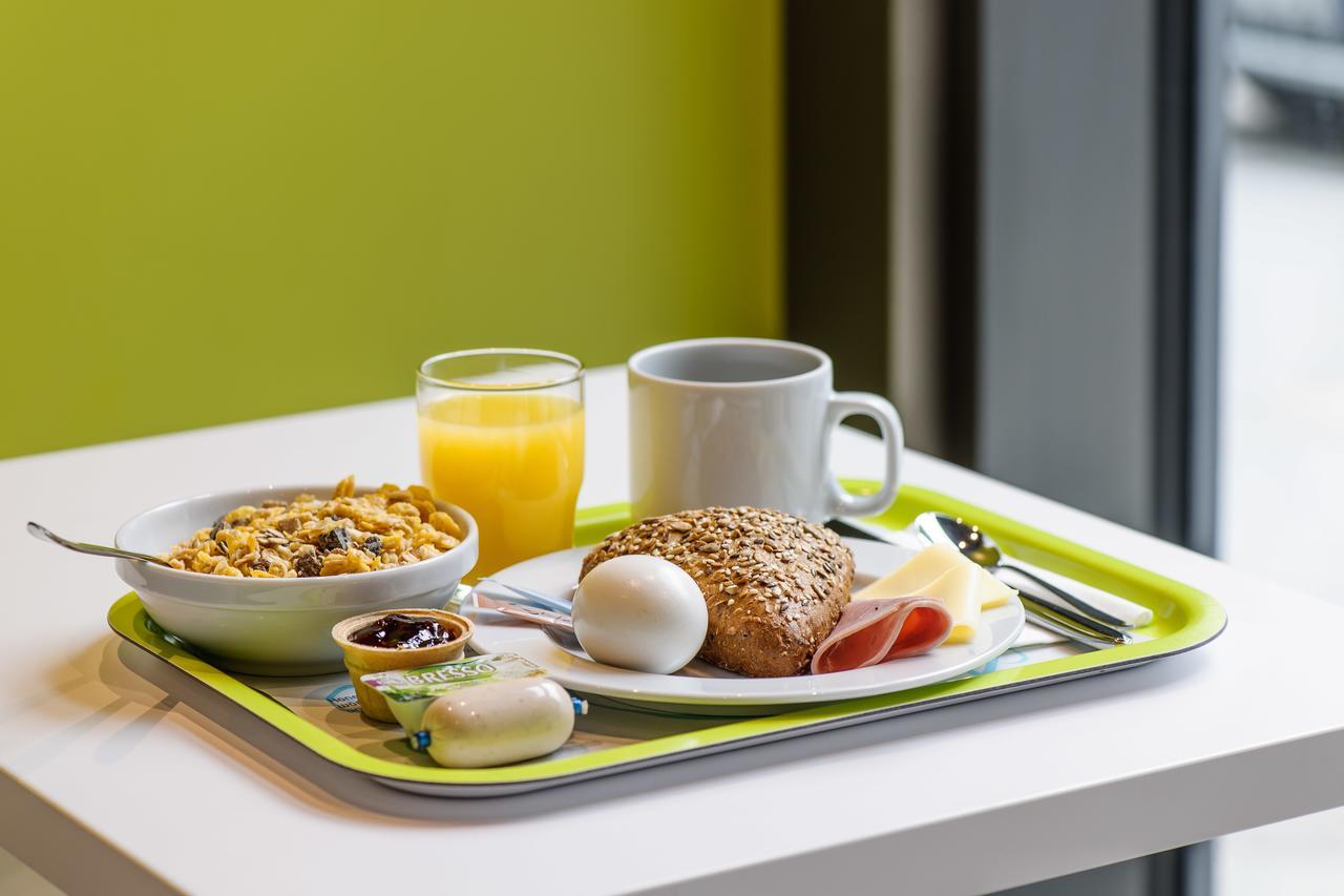 Ibis Budget Salzburg Airport - Self-Check-In Himmelreich Bagian luar foto